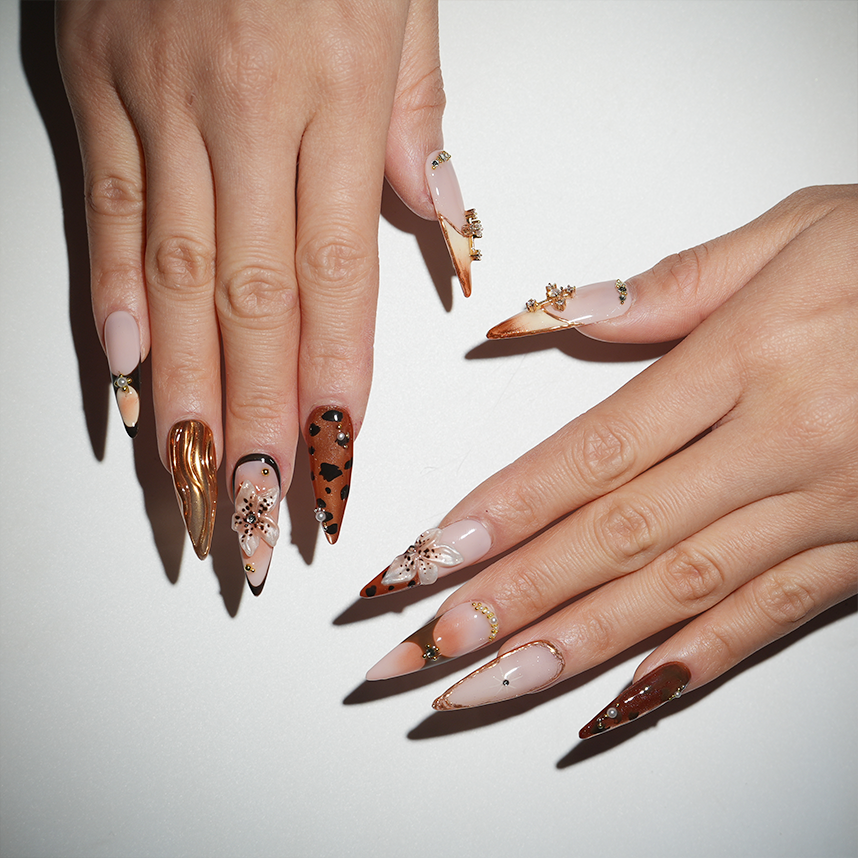 Golden Safari Nails - Monow