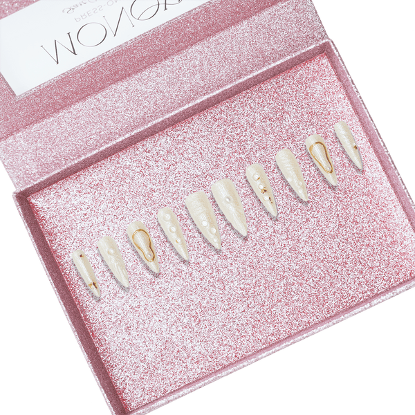 Opalescent Grace - Monow